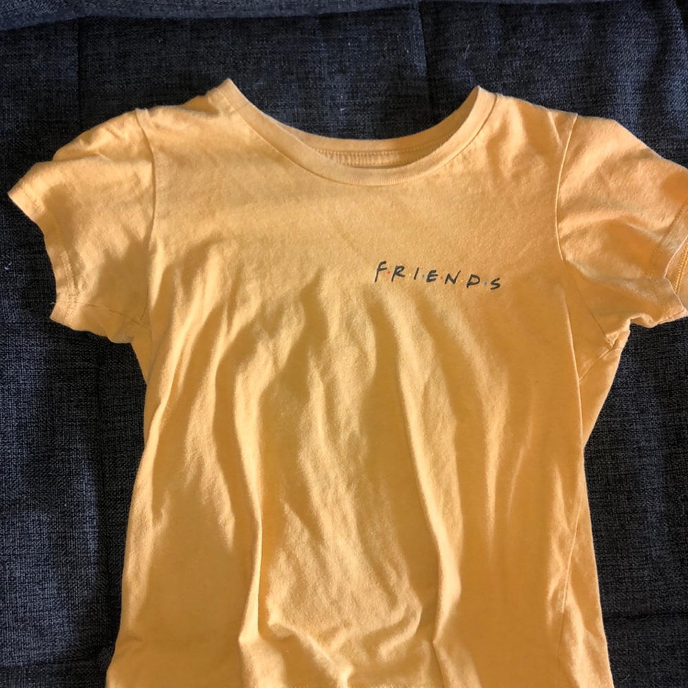 F.R.I.E.N.D.S yellow crop tee shirt